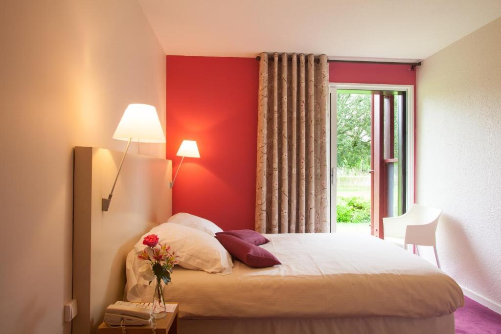 Hotel Logis Ar Milin Châteaubourg Habitación foto